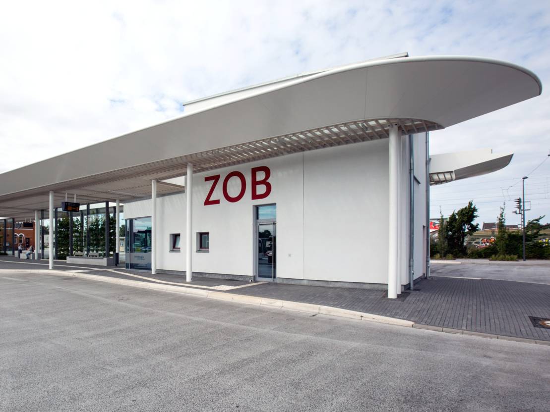 ZOB Neustadt Bild 9 von 10 ZOB Neustadt Galerie 01 DATA (Neu