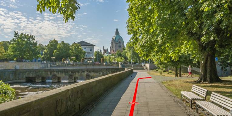 Neues Rathaus / Roter Faden