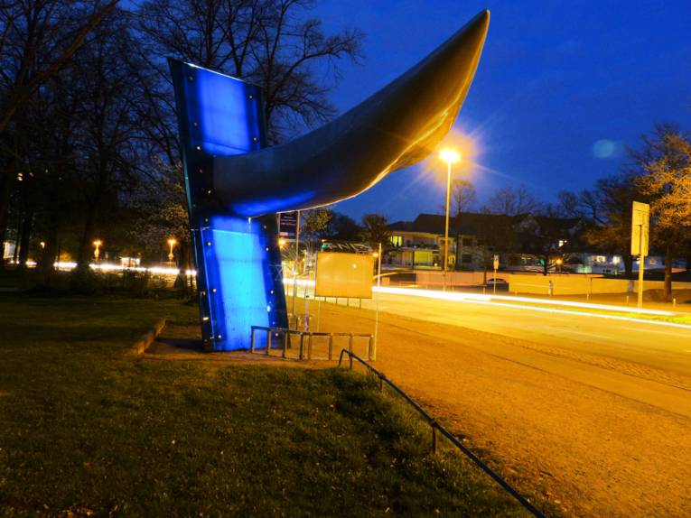 Leuchtende Bushaltestelle.